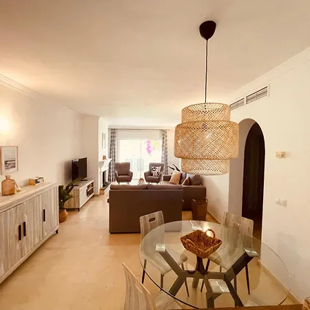 Hacienda - Bajo Con Jardín Y Acceso A La Playa Apartamento Estepona
